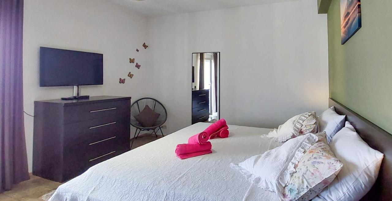 3 Bedrooms Apartman Dmt Kaštela 외부 사진
